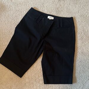 LOFT Classic Black Knee-Length Shorts